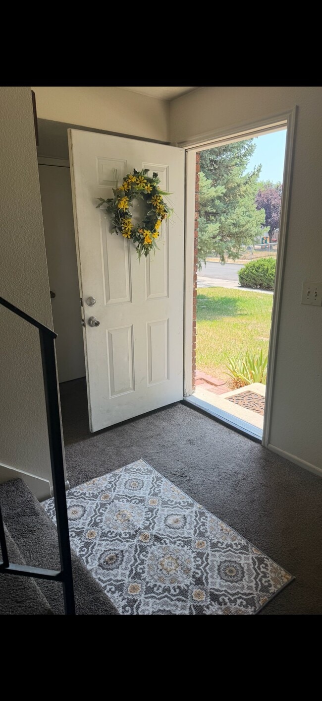 Photo - 615 E Carmel Dr