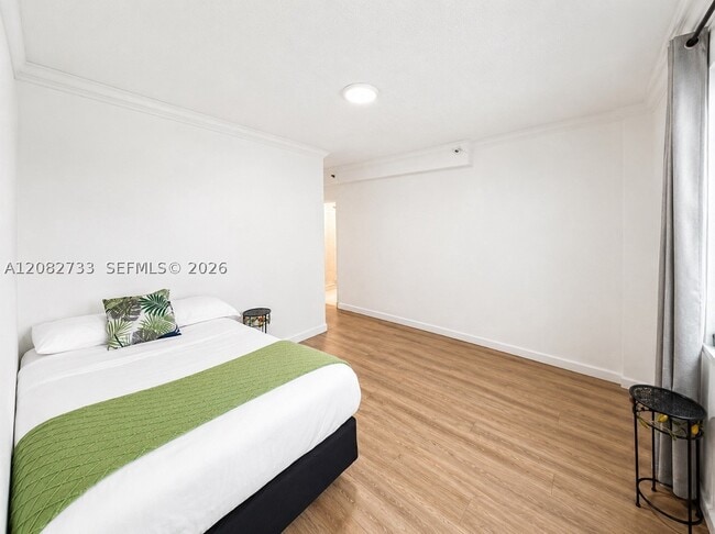 Photo - 3025 Indian Creek Dr Unit 203