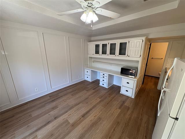 Photo - 900 N Austin St