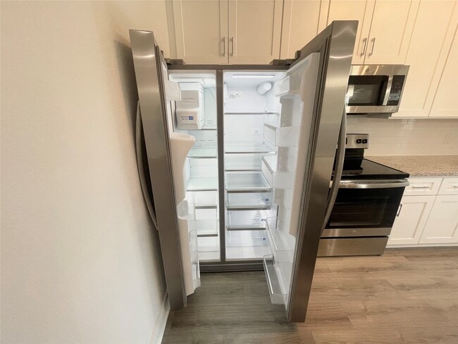 Building Photo - 9710 Tuffly St