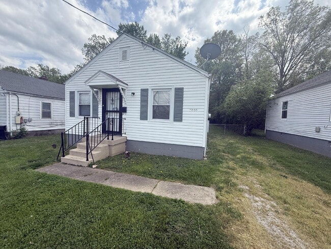 Building Photo - 2 bedroom, 1 bathroom house on W Kentucky Street