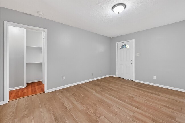 Photo - 4810 Dabney St