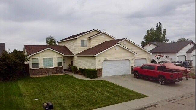 Photo - 2365 N Haskett St