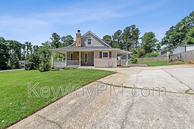 Photo - 255 Silver Maple Rd