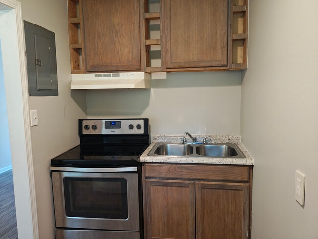 Photo - Room in Apartment on Overland Heights