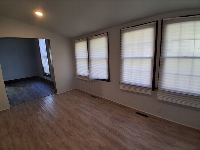 Photo - 54 Columbus St