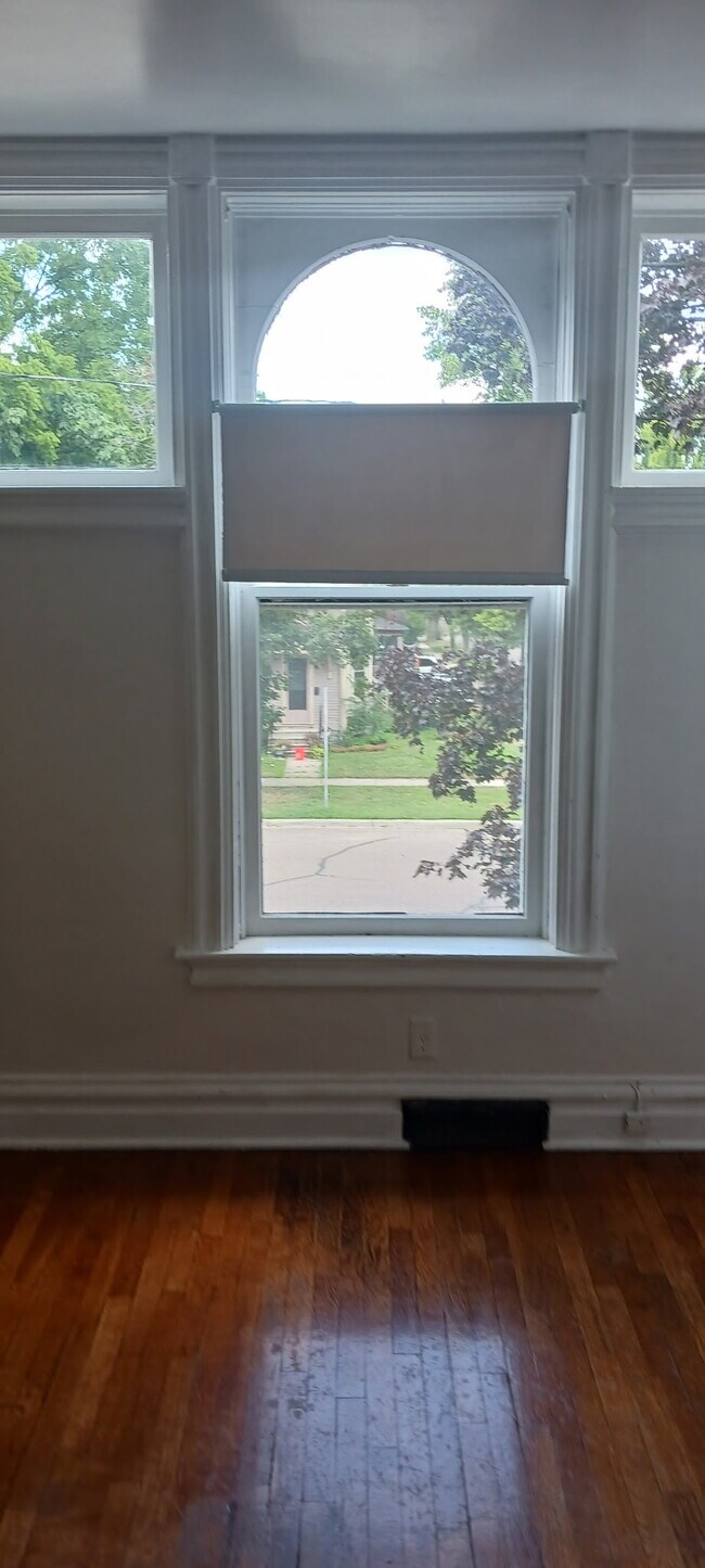 Photo - 703 Wheaton Ave Unit 3