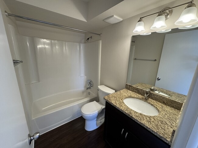 Photo - 227 N Broadway St