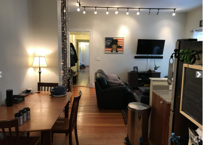 Building Photo - 349 Broadway Rental