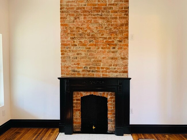 Photo - 3 Bedroom 2.5 Bath Just Steps from Franklin Park!!
