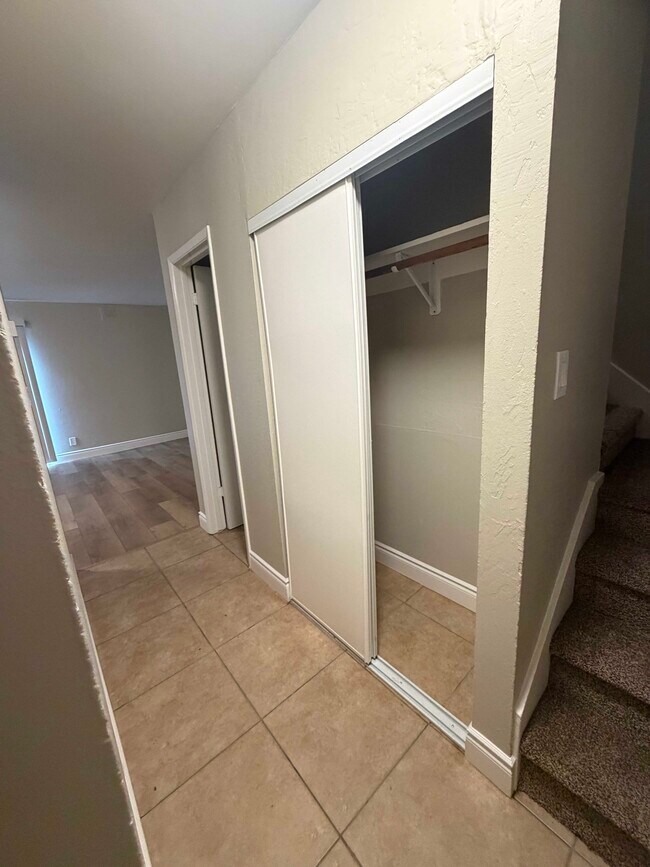 Photo - 2124 90th Ave