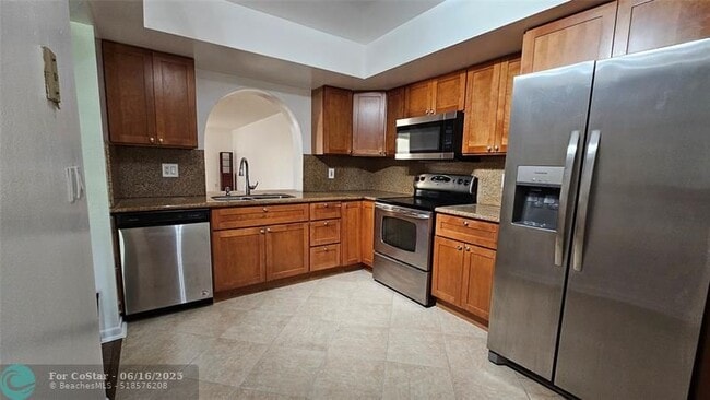Photo - 16171 Blatt Blvd Condo Unit 202