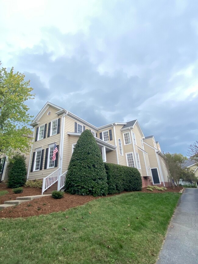 Photo - 507 Highgrove Dr