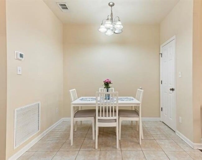 3400 Old Bainbridge Rd Unit 108