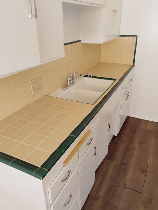 Photo - 2239 N Catalina St Unit 6