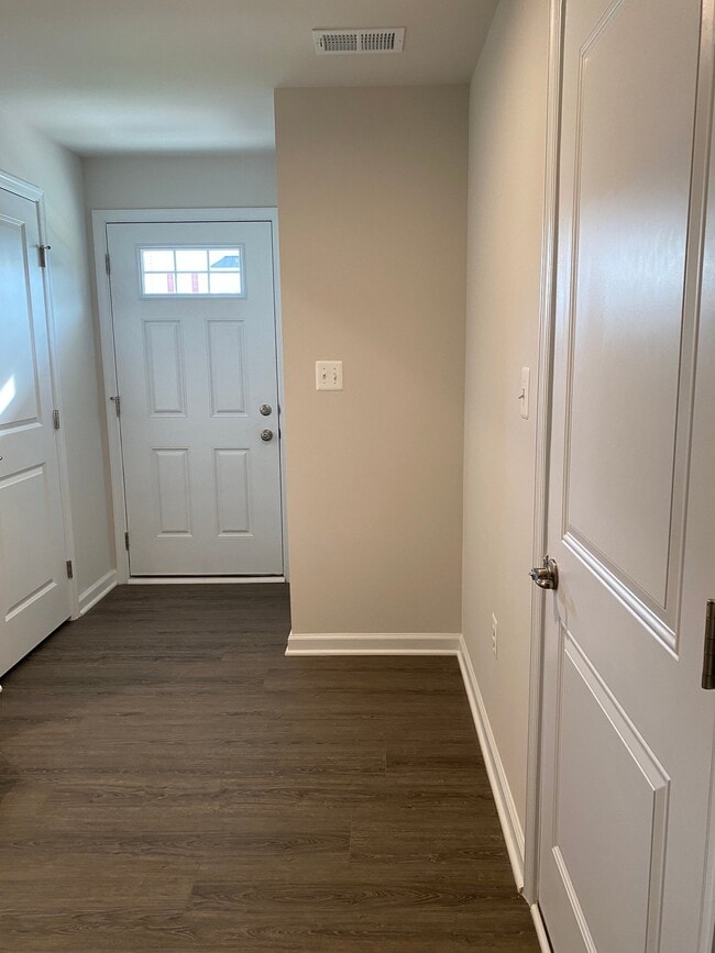 Photo - 2677 Bears Den Dr