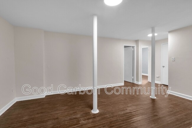 Photo - 279 Linwood Ave Unit LBR