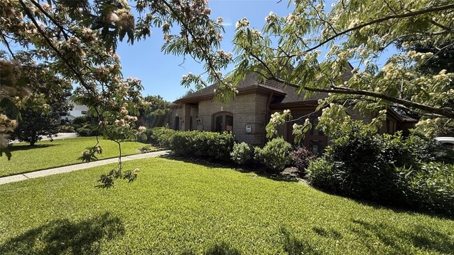 Photo - 11527 Cedar Creek Dr