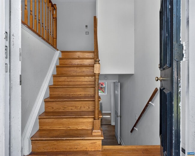 Photo - 308 Eastbrook Dr