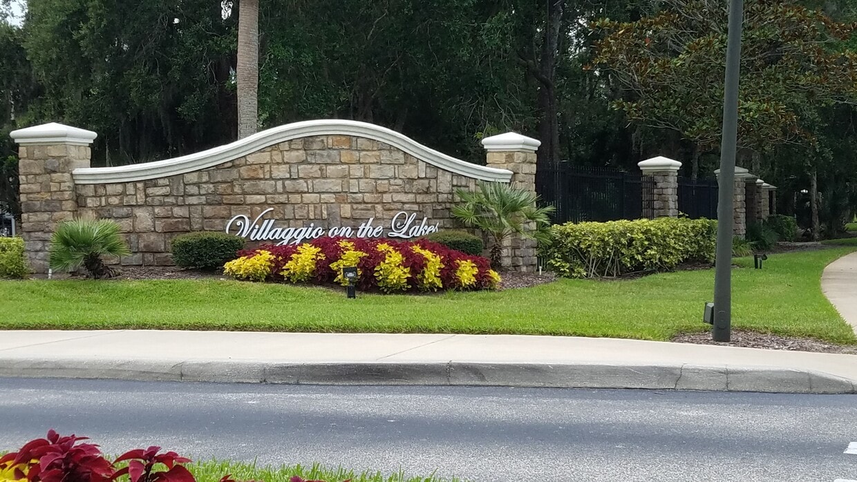 Photo - 940 Village Trail (Port Orange, FL)
