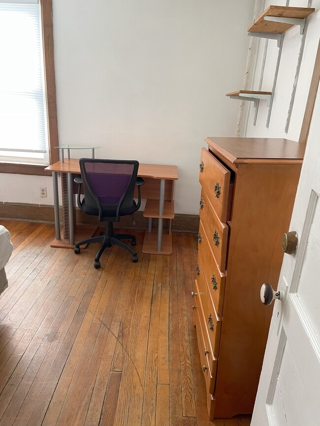 Building Photo - 505 Dryden Rd Rental