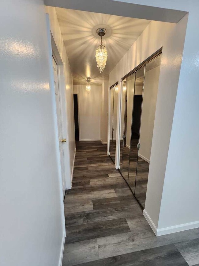 Photo - 1781 Algonquin Rd