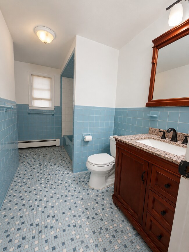 Photo - 216 Winthrop Ave Unit 2