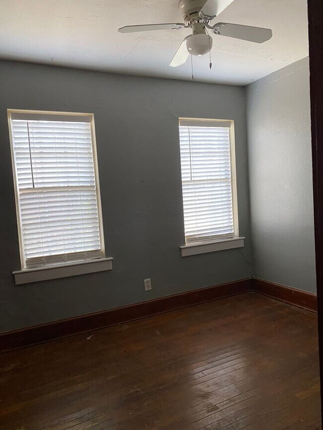 Photo - NEAR TMH/LEON HIGH Unidad 1125