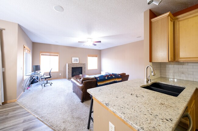 Photo - 18283 Key W Ct