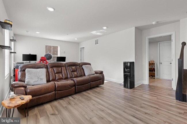 Photo - 4108 Hatley Pl