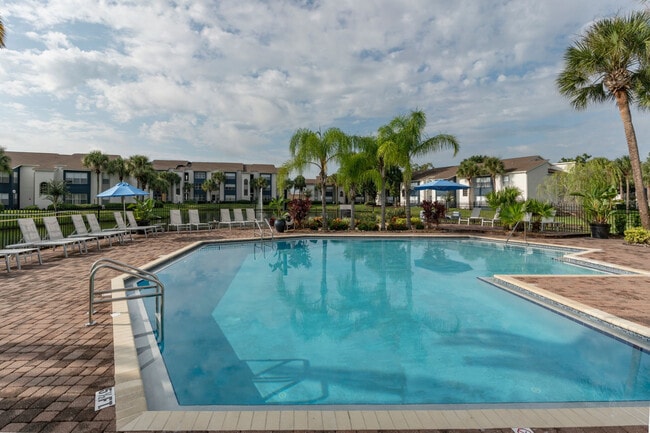 Building Photo - Solis at Winter Park Rental