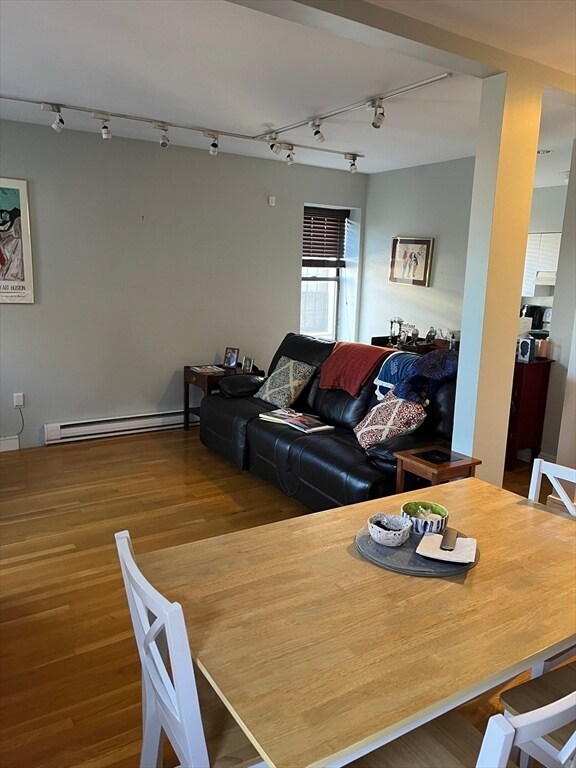 Photo - 14 Linwood St Unit 2