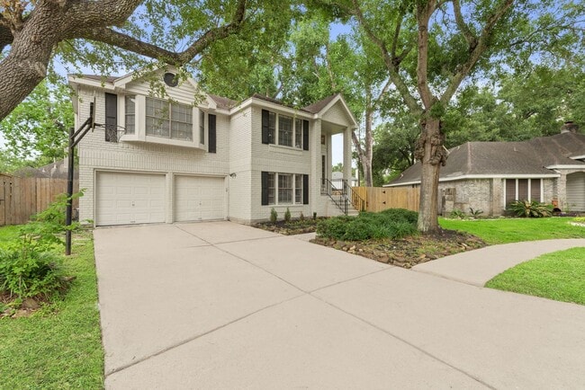 Photo - 1301 James St