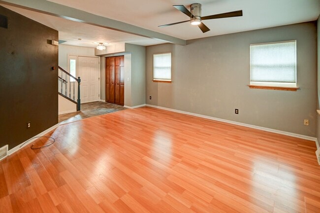 Photo - 1398 Prairie Rose Dr