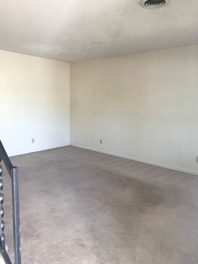 Photo - Seventh Street-118 Unit 118-2