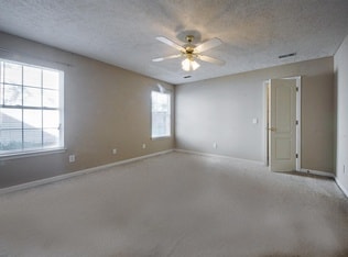 Photo - 1452 Middleborough Ct