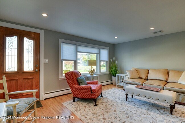 105 St Louis Ave
