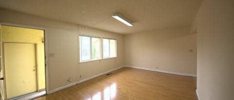 Photo - 1345 Kingfisher Way