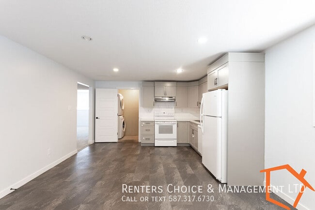 Photo - 2 bedroom Basement Suite, Assigned Parking, Insuite Laundry