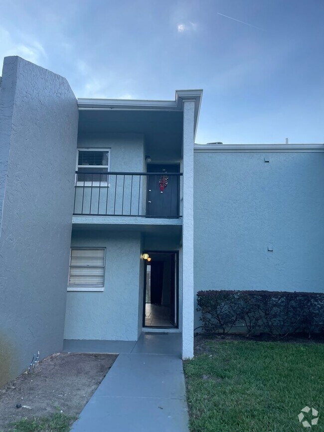 Building Photo - 1bed/1bath Condo in Somerset community $11...