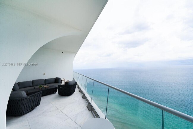 Photo - 16901 Collins Ave Unit 4201