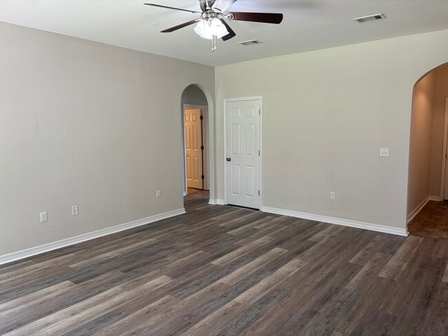 Photo - 214 Ladue Ave