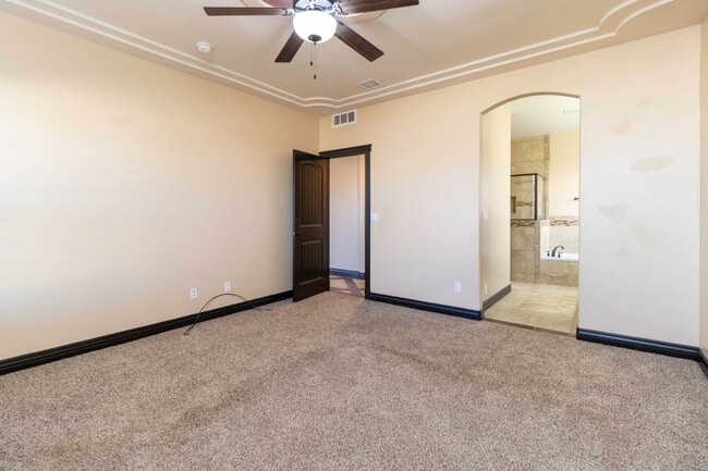 Photo - 3138 Fox Grove