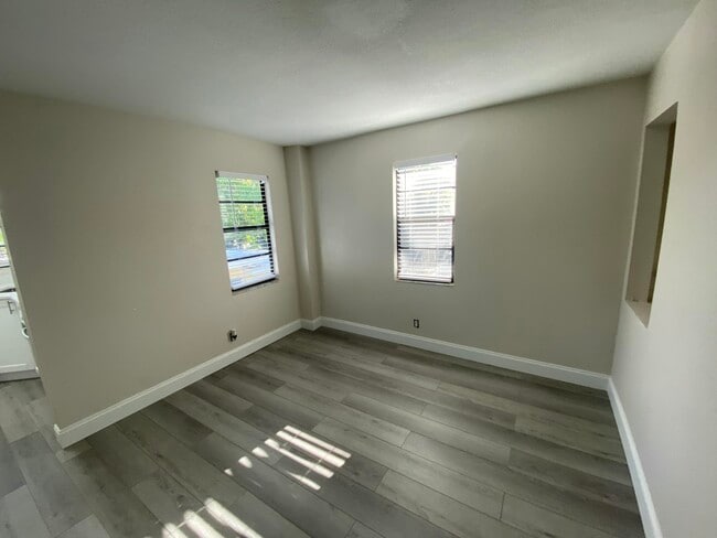 Photo - 11 N Lakeside Dr Unit 4