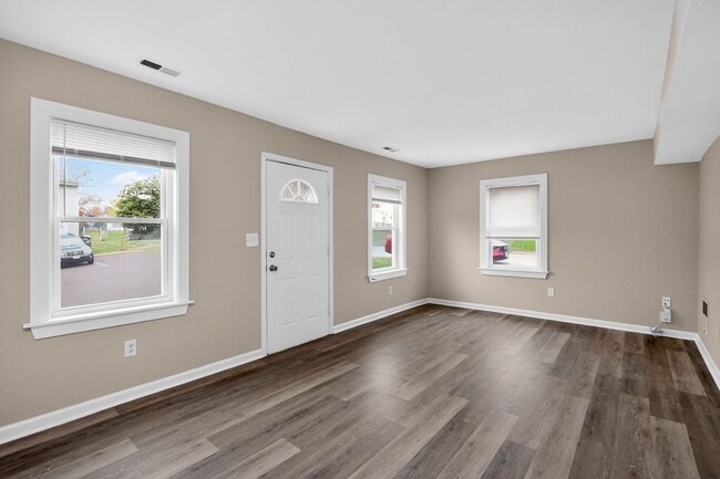 Photo - 3 Bedroom End Unit Townhouse in Culpeper