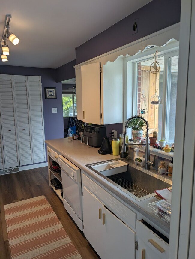 Photo - 4 bed 2.5 bath home for rent in Broomfield
