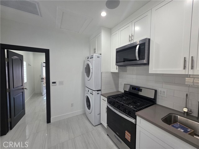 Photo - 9523 Stanwin Ave