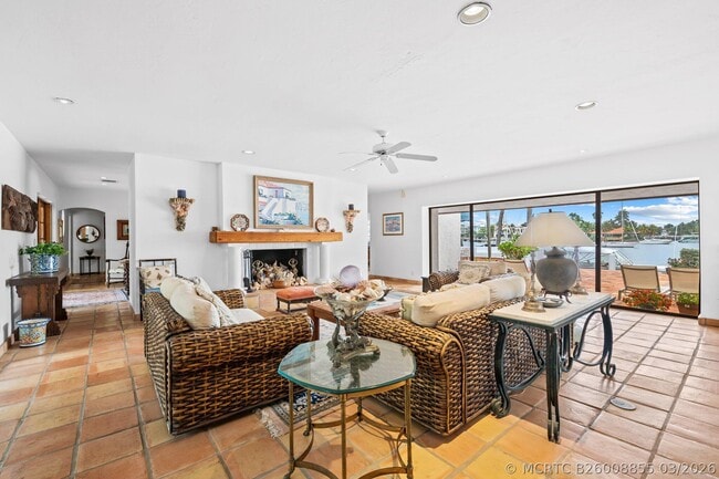 Photo - 1511 E Lake Dr