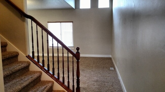 Photo - 2557 Garden Dr