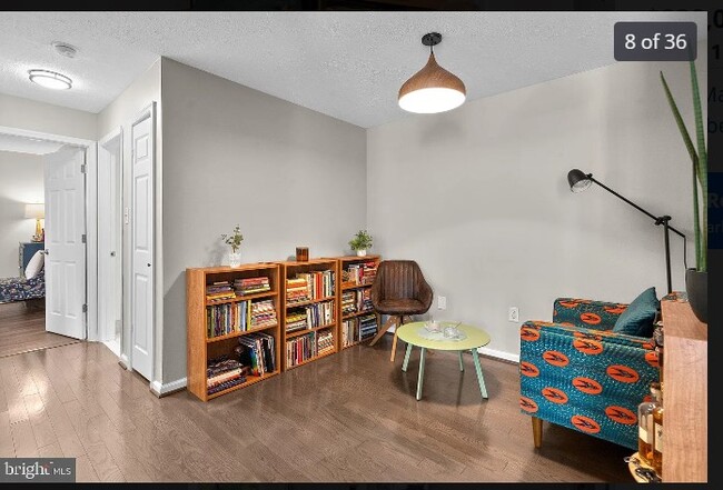 Photo - 7927 Mandan Rd Unidad 203